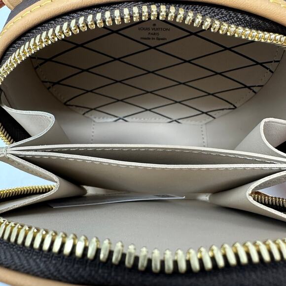 Louis Vuitton Monogram Canvas Boite Chapeau Biscuit Round Bag Brown One Size - Picture 7 of 10